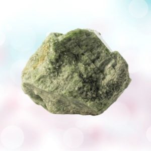 Diopside Tumbles: A green gem for heart healing, balance, and growth. Enhances meditation, adornment, and home décor. Embrace its energies!